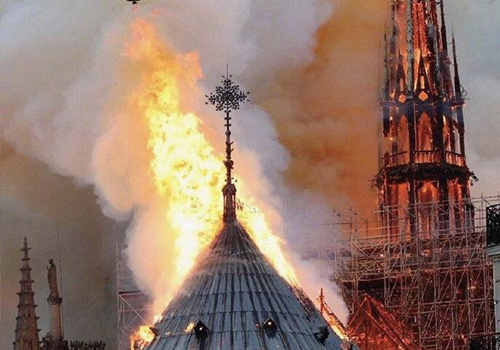 巴黎圣母院 巴黎圣母院